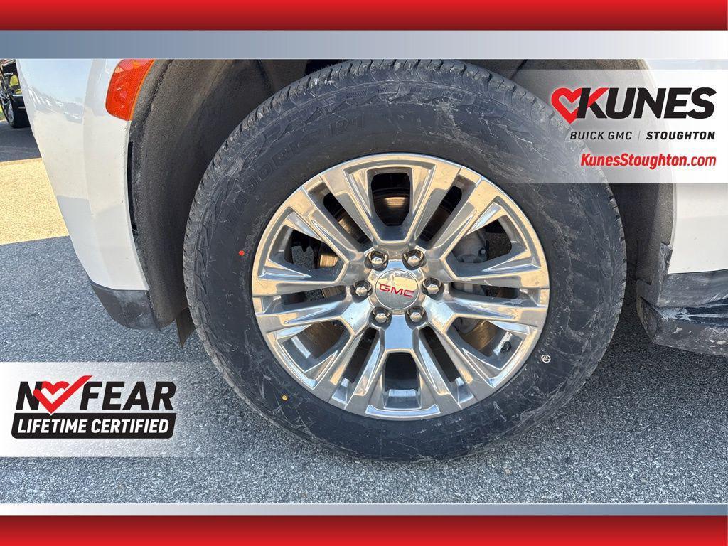 used 2023 GMC Yukon XL car, priced at $59,977