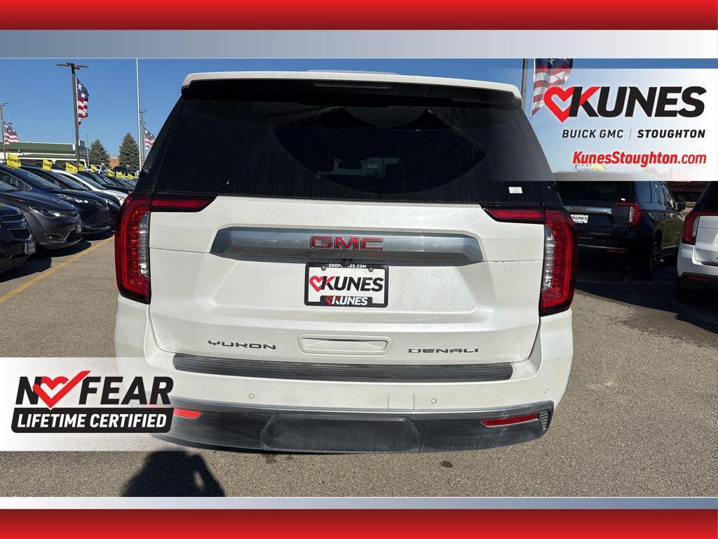 used 2023 GMC Yukon XL car, priced at $59,977
