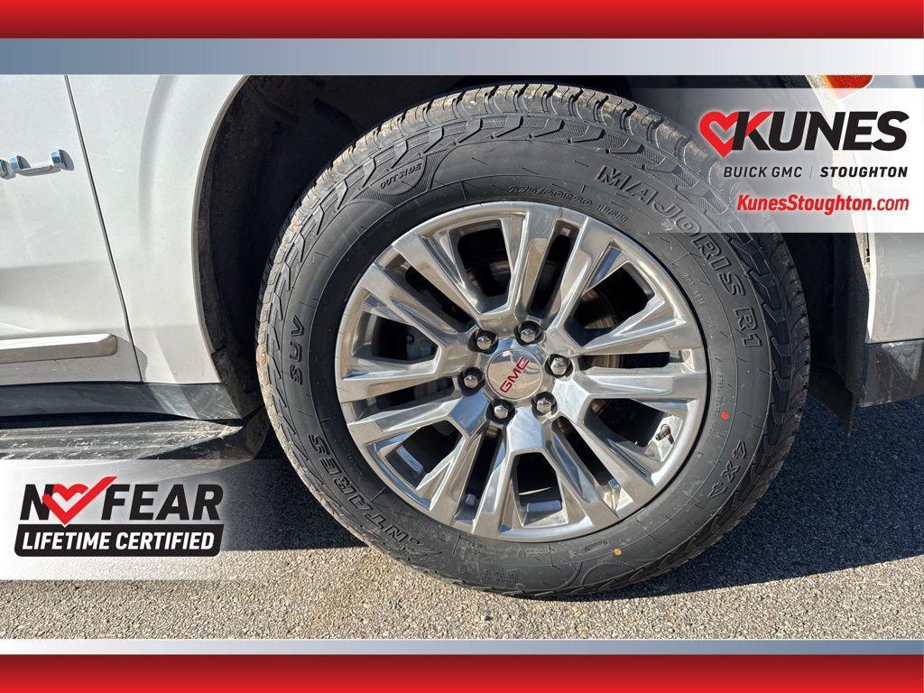 used 2023 GMC Yukon XL car, priced at $59,977