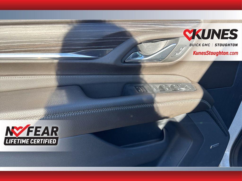 used 2023 GMC Yukon XL car, priced at $59,977