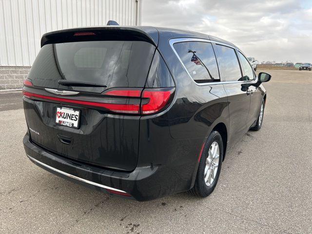 used 2023 Chrysler Pacifica car, priced at $21,977