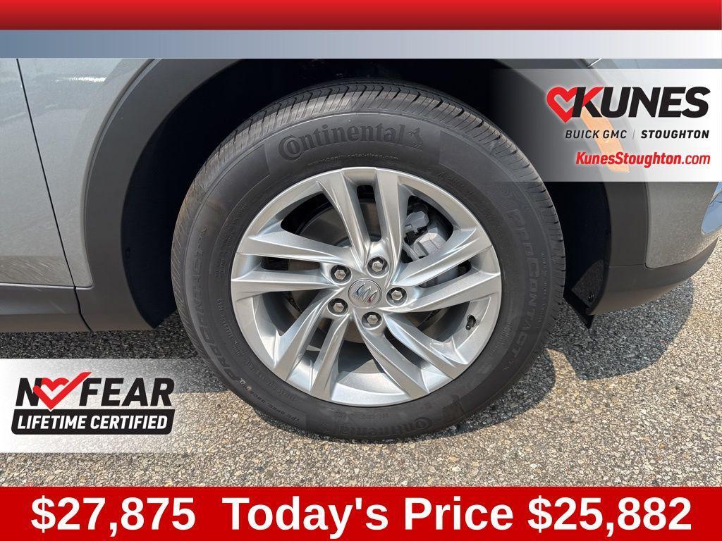 new 2025 Buick Envista car, priced at $25,882