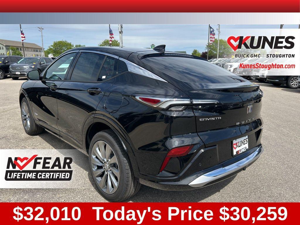 new 2025 Buick Envista car, priced at $30,259