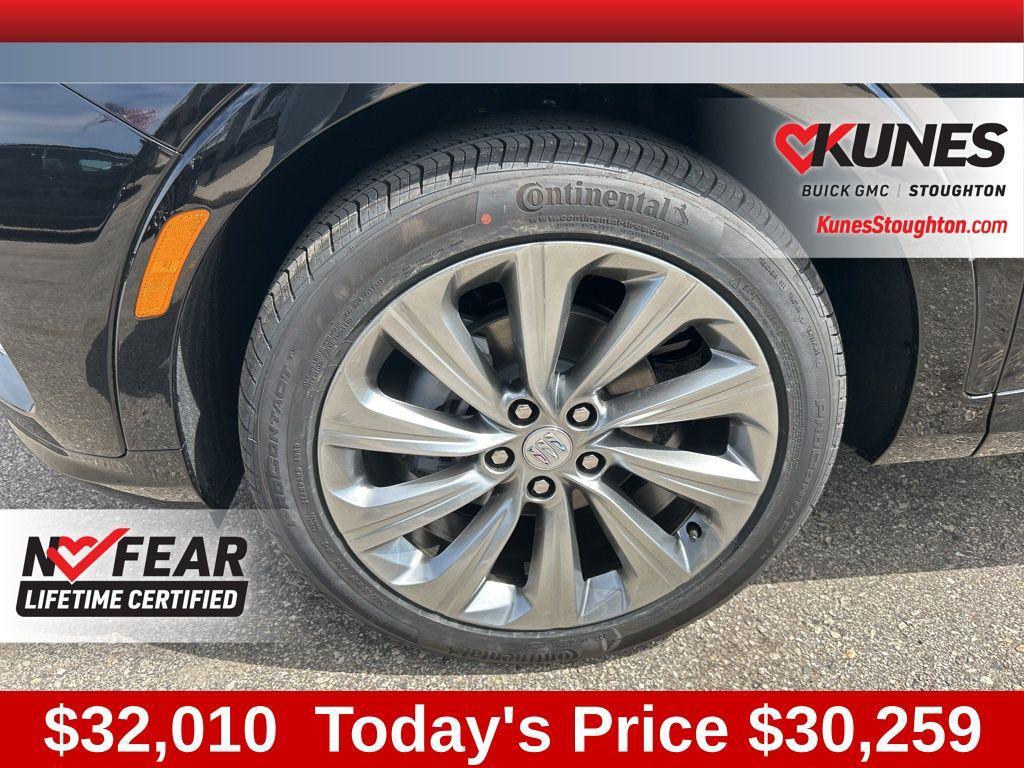 new 2025 Buick Envista car, priced at $30,259