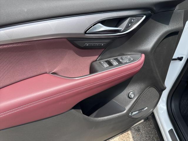 new 2025 Buick Envision car, priced at $40,497