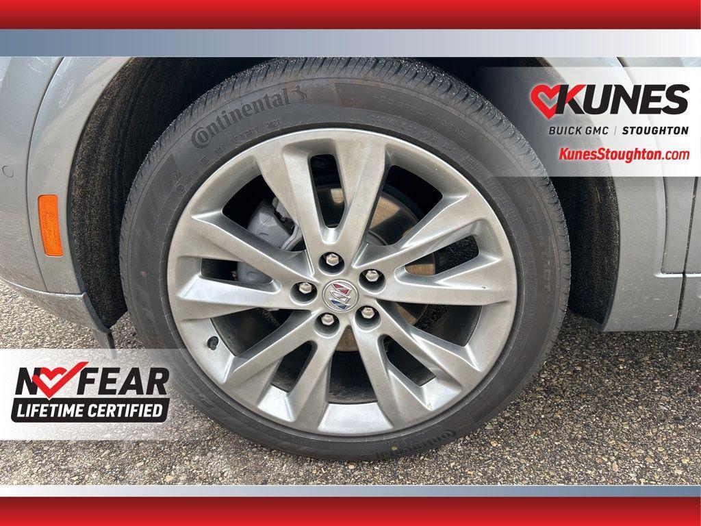 used 2023 Buick Envision car, priced at $34,977