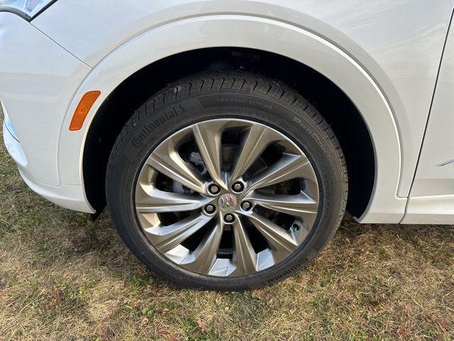 new 2025 Buick Envista car, priced at $30,810