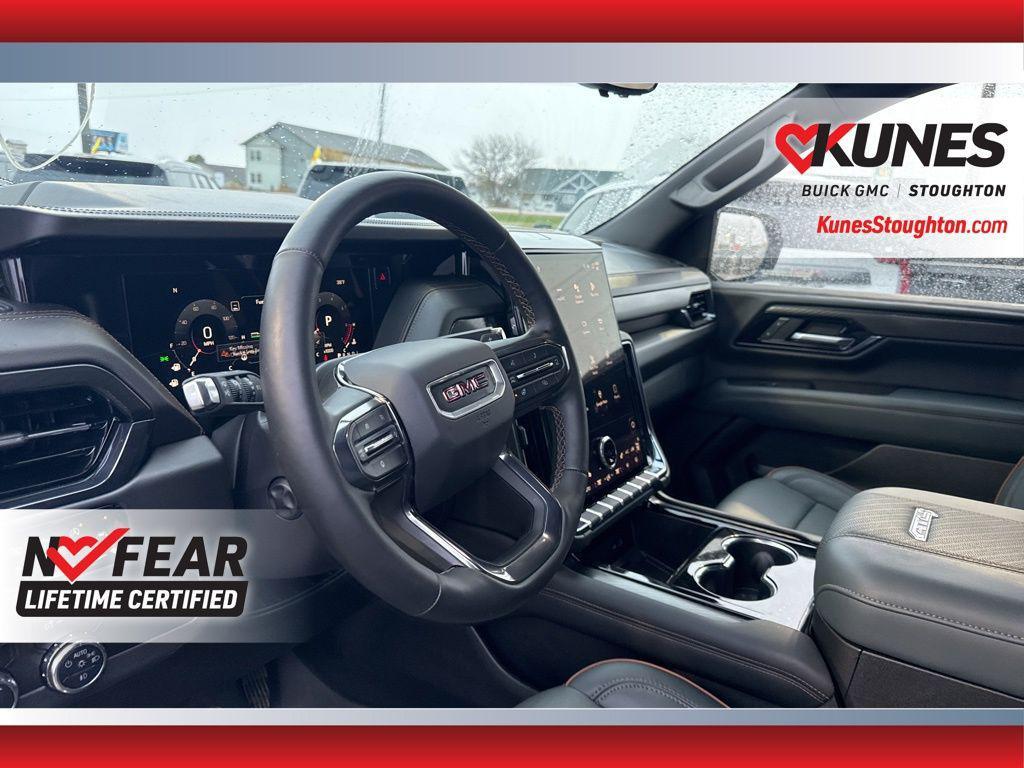 used 2025 GMC Yukon car, priced at $75,977