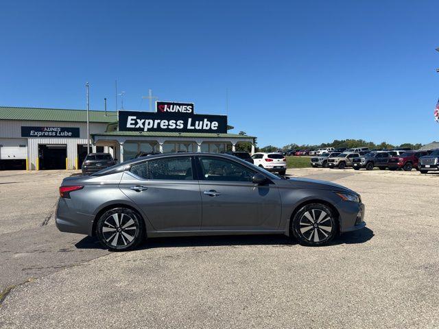 used 2021 Nissan Altima car, priced at $17,877