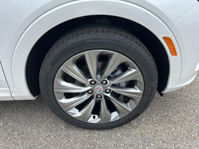 new 2025 Buick Envista car, priced at $30,110