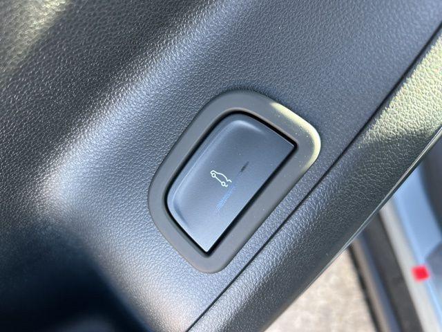 new 2025 Buick Enclave car, priced at $53,530