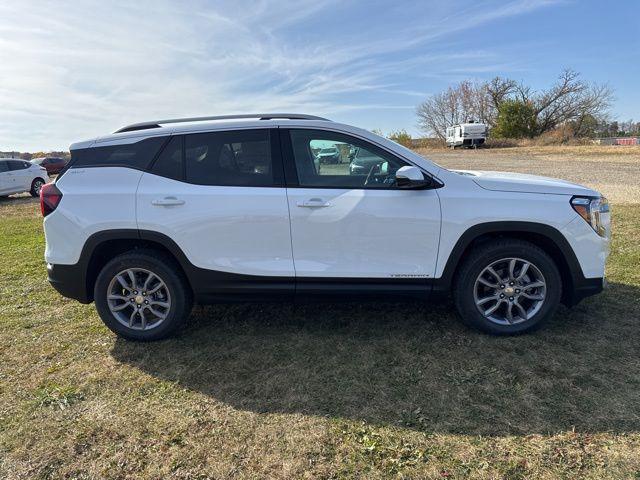 new 2024 GMC Terrain car, priced at $31,614