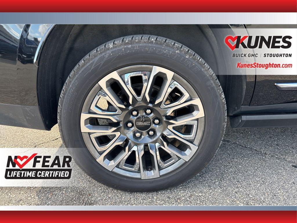 used 2023 GMC Yukon car, priced at $67,977