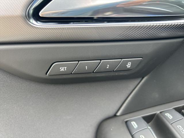 new 2025 Buick Envision car, priced at $40,800