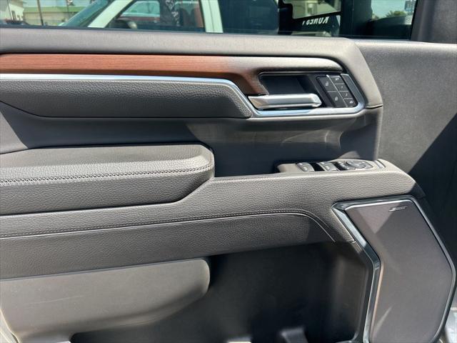 used 2025 GMC Sierra 2500 car, priced at $76,977