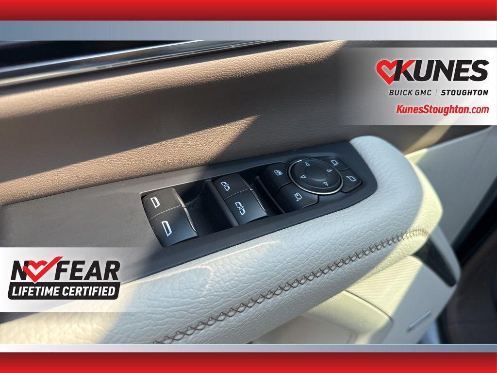 used 2025 GMC Yukon car, priced at $85,977