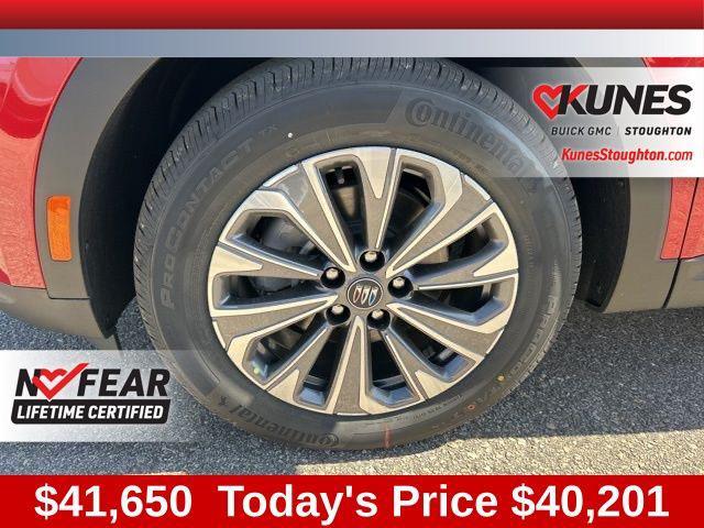 new 2025 Buick Envision car, priced at $40,201