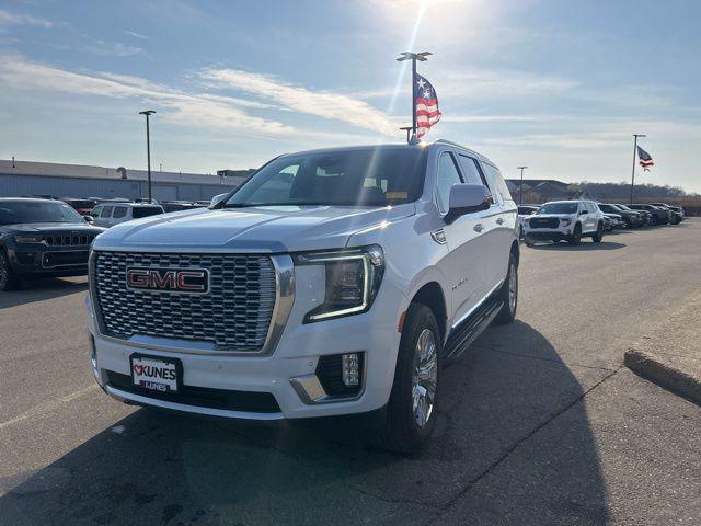 used 2023 GMC Yukon XL car, priced at $61,977