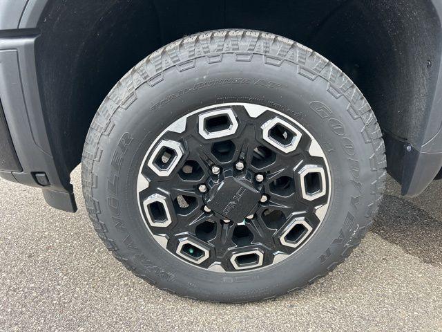 new 2024 GMC Sierra 2500 car, priced at $86,085