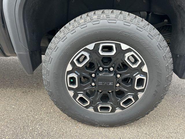 new 2024 GMC Sierra 2500 car, priced at $86,085