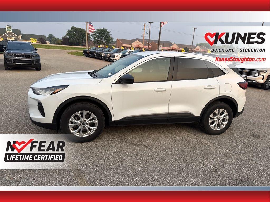 used 2024 Ford Escape car, priced at $25,477