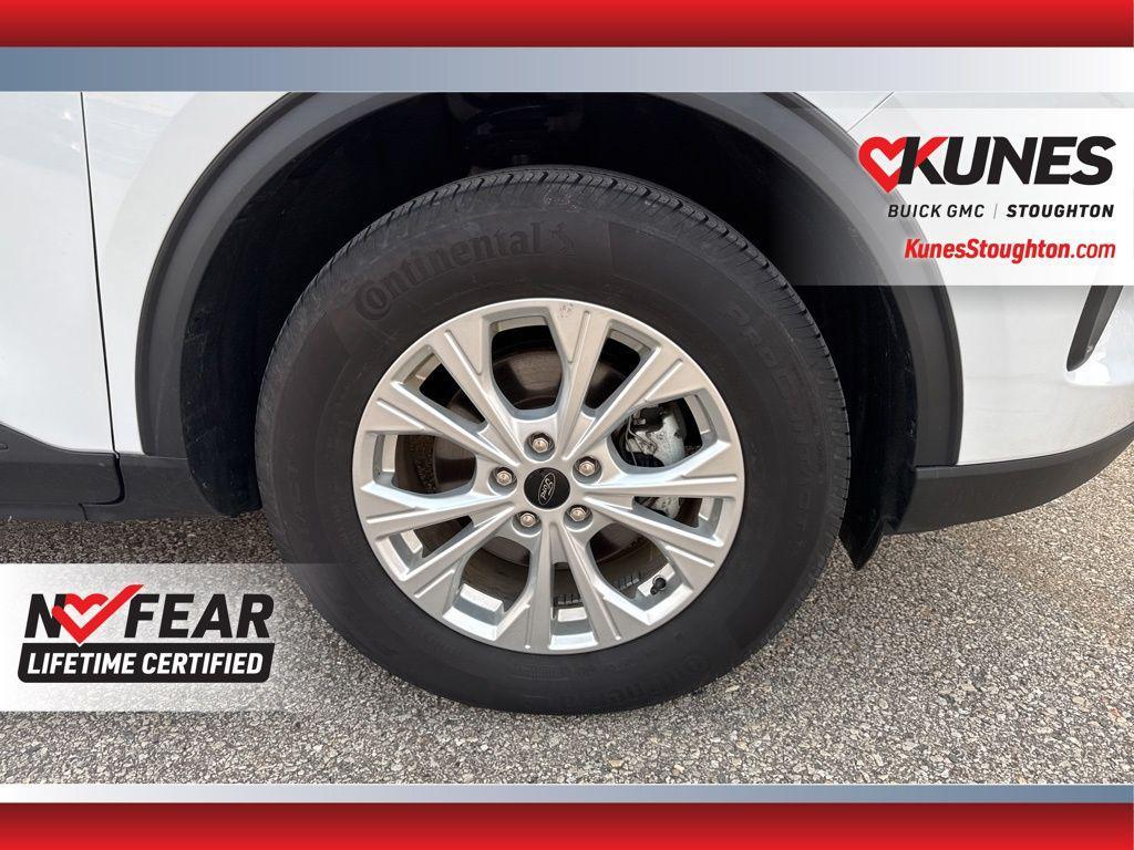 used 2024 Ford Escape car, priced at $25,477