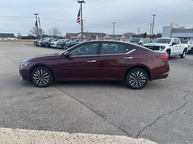 used 2023 Nissan Altima car, priced at $19,977