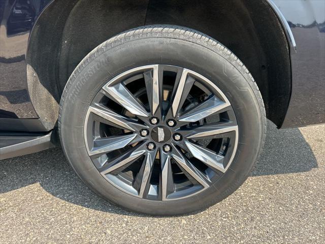 used 2023 Cadillac Escalade ESV car, priced at $72,877