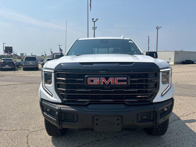 new 2024 GMC Sierra 1500 car, priced at $79,640