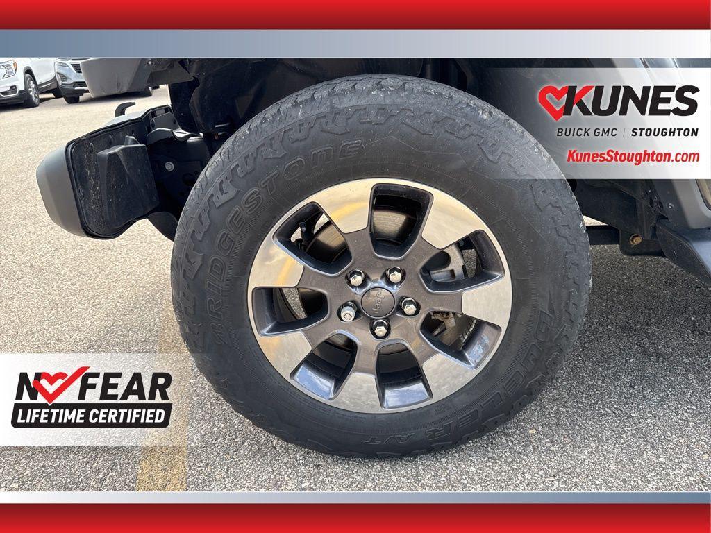 used 2018 Jeep Wrangler Unlimited car, priced at $27,977