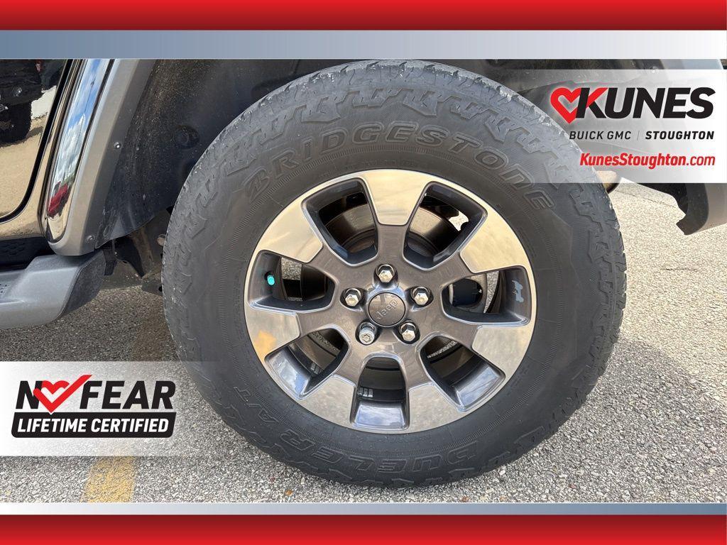 used 2018 Jeep Wrangler Unlimited car, priced at $27,977