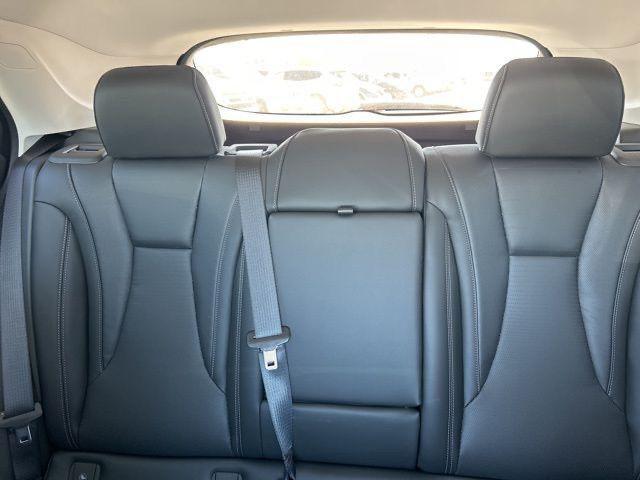 new 2025 Buick Envision car, priced at $39,135