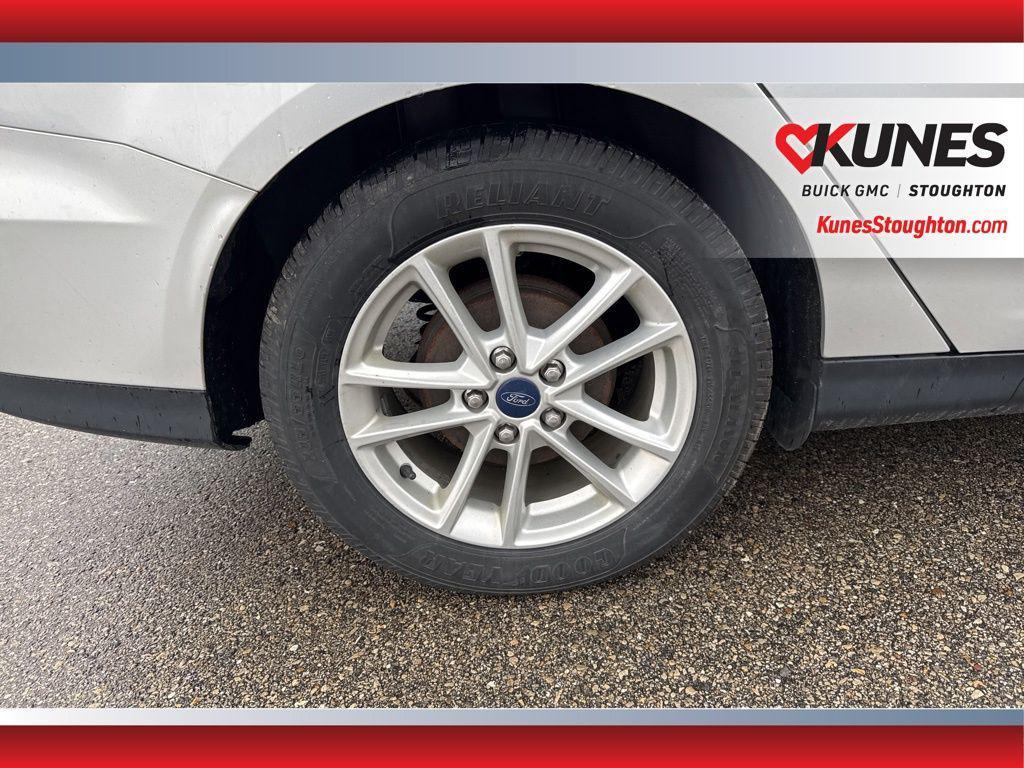 used 2015 Ford Focus car, priced at $3,977