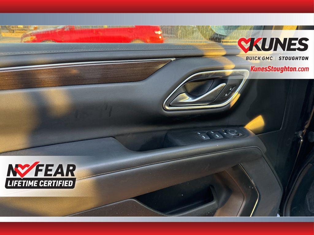 used 2023 GMC Yukon XL car, priced at $46,977