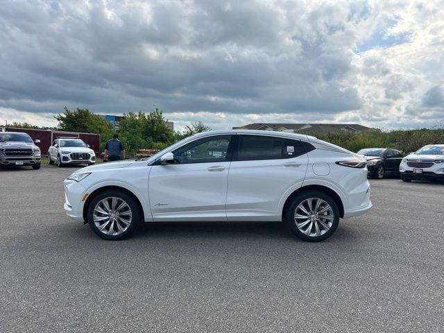 new 2025 Buick Envista car, priced at $31,035