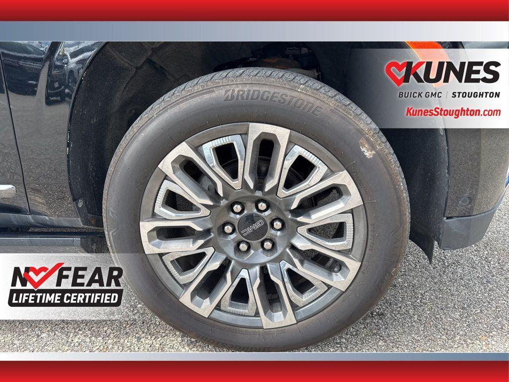 used 2023 GMC Yukon XL car, priced at $68,977