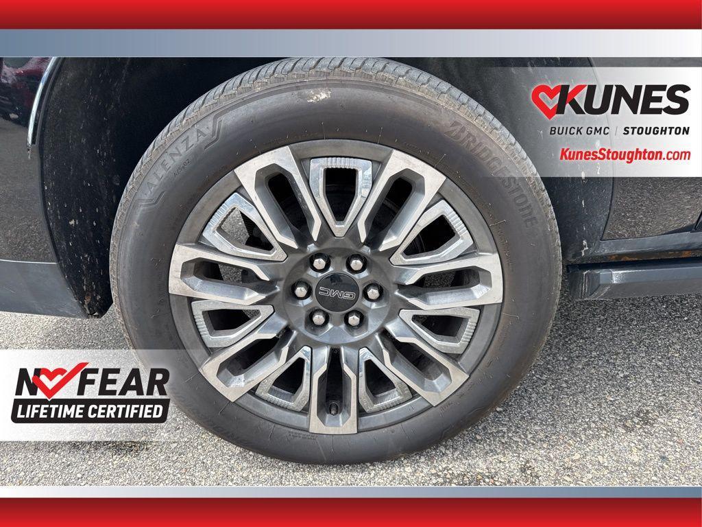 used 2023 GMC Yukon XL car, priced at $68,977
