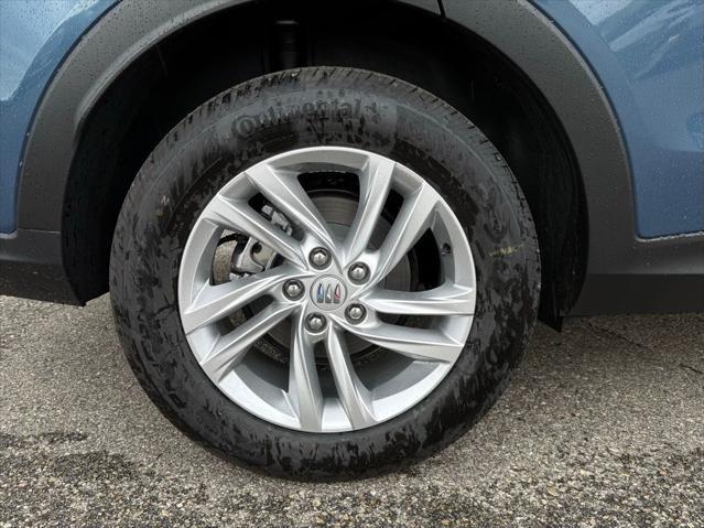 new 2025 Buick Envista car, priced at $26,725