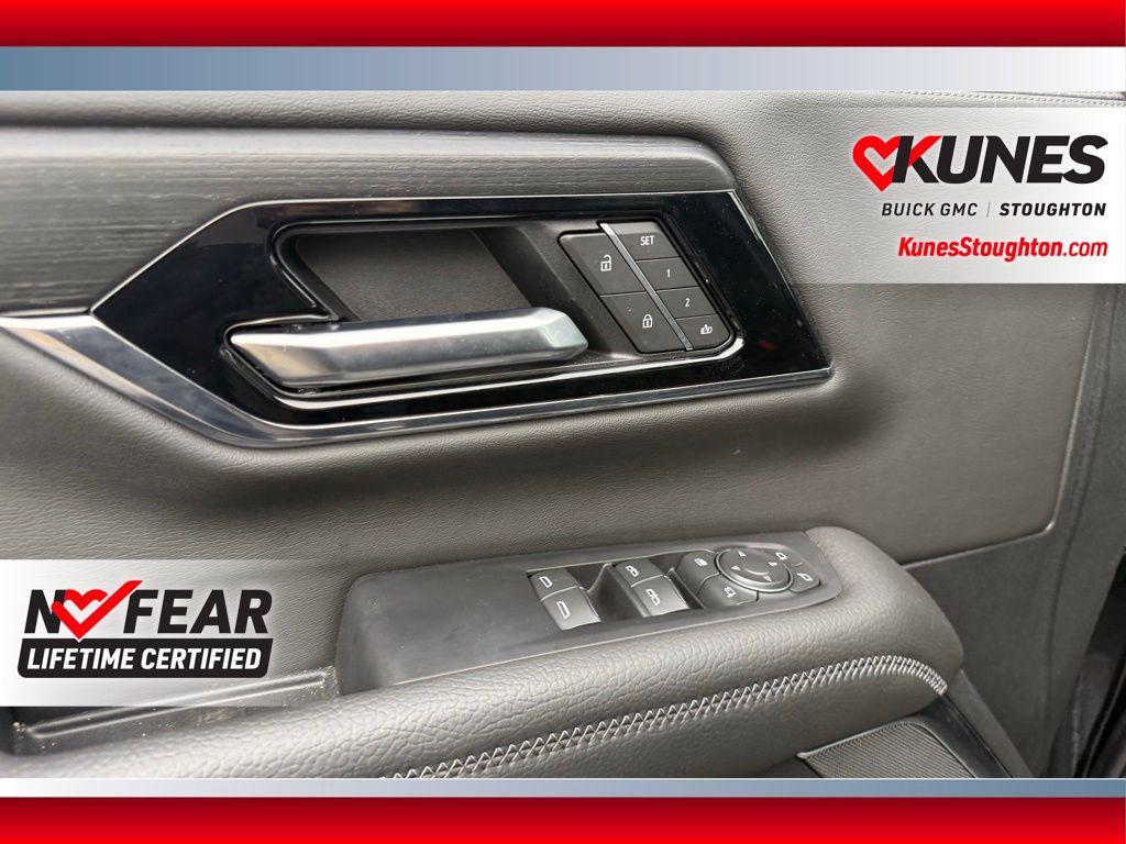 used 2025 GMC Yukon XL car, priced at $81,977