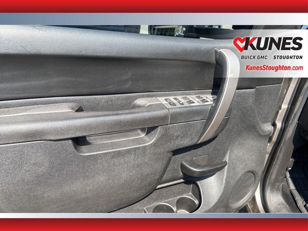 used 2012 Chevrolet Silverado 2500 car, priced at $11,477
