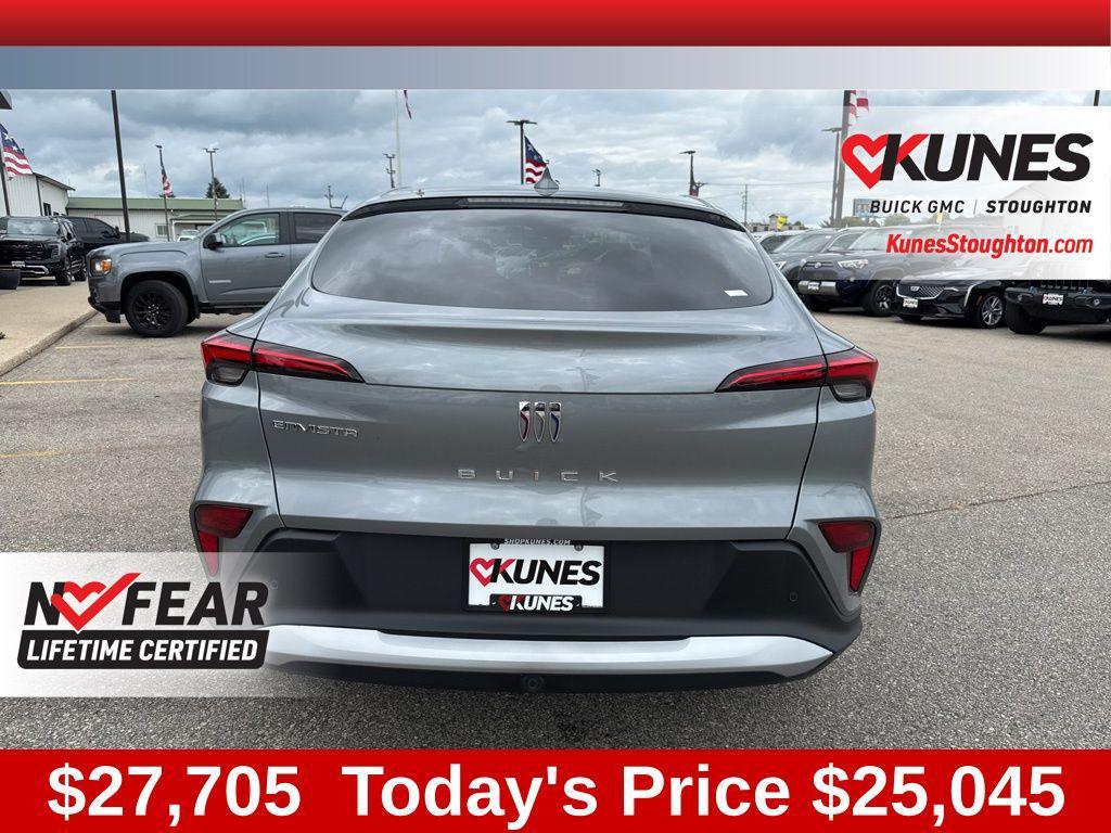 new 2025 Buick Envista car, priced at $25,045