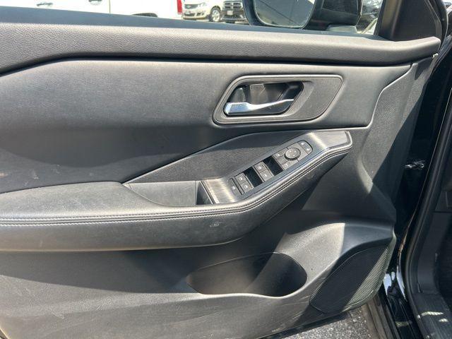 used 2024 Nissan Rogue car, priced at $22,977