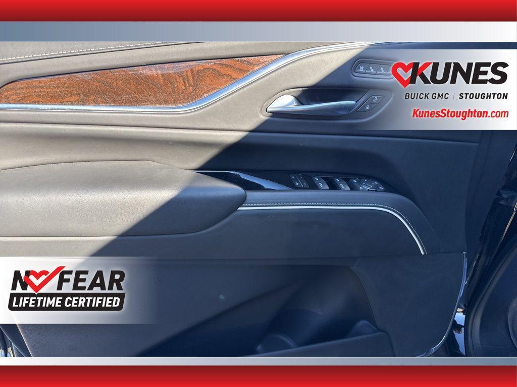 used 2023 Cadillac Escalade car, priced at $81,977