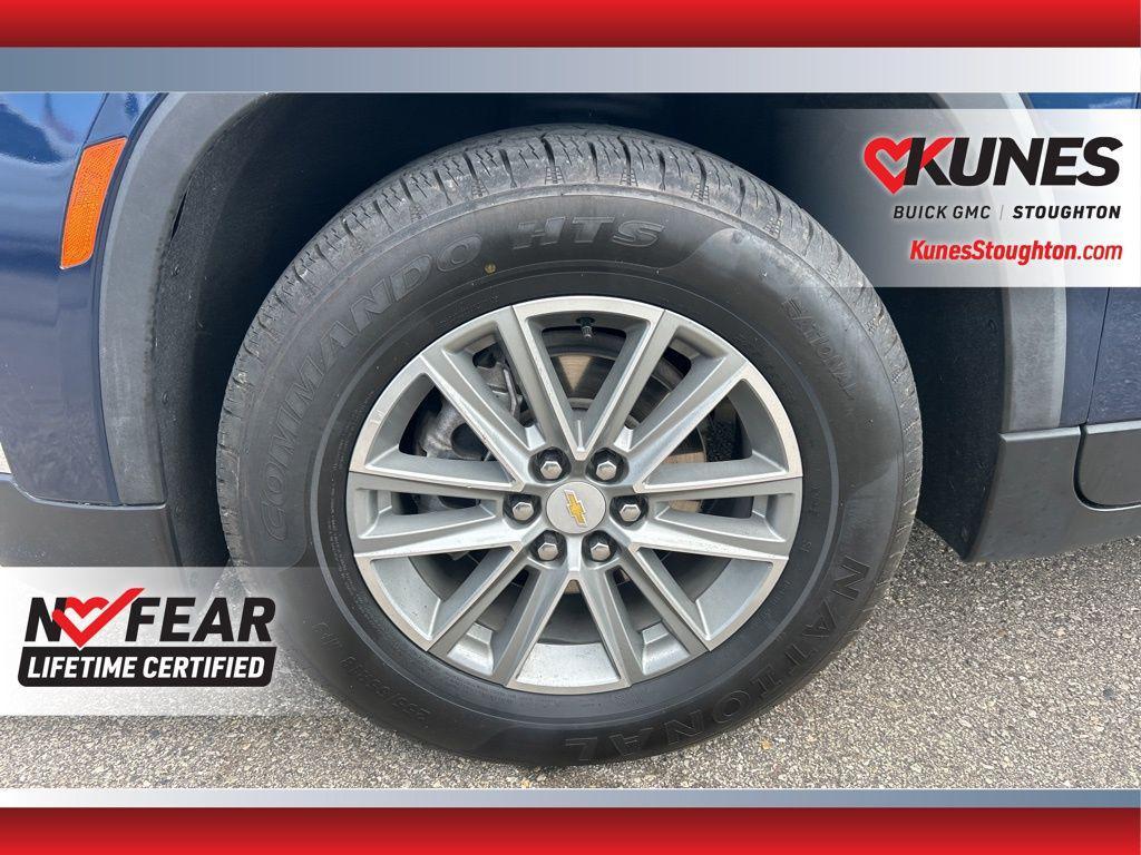 used 2023 Chevrolet Traverse car, priced at $27,777