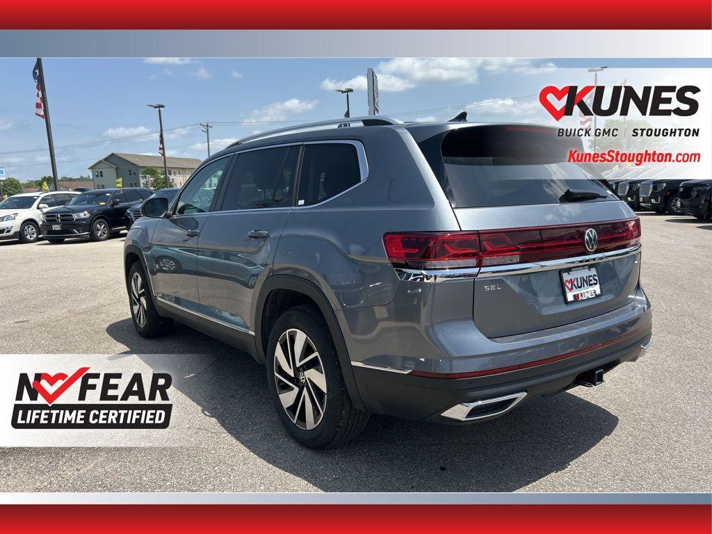 used 2025 Volkswagen Atlas car, priced at $43,977