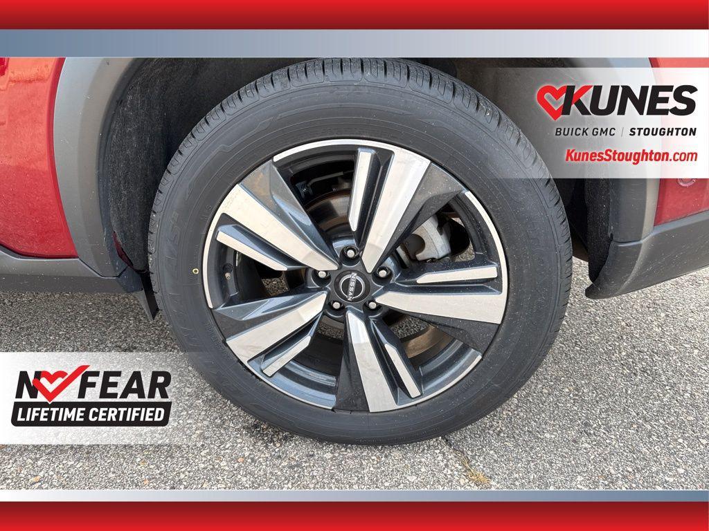 used 2023 Nissan Rogue car, priced at $23,477