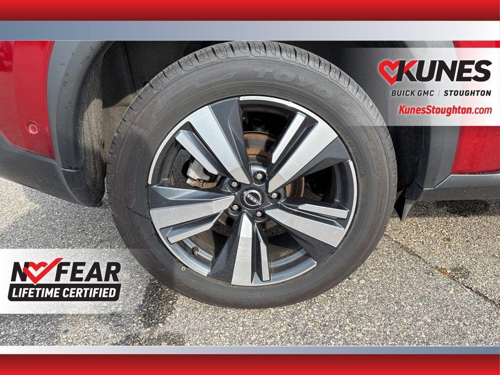 used 2023 Nissan Rogue car, priced at $23,477