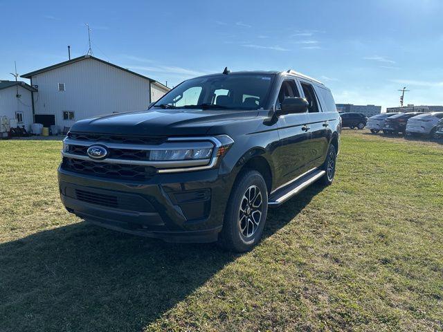 used 2023 Ford Expedition car, priced at $43,377