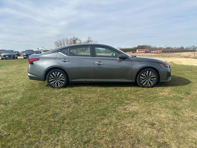 used 2023 Nissan Altima car, priced at $17,677