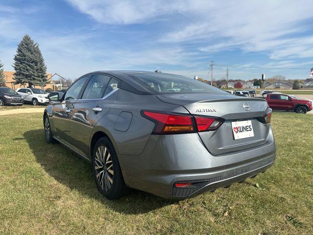 used 2023 Nissan Altima car, priced at $17,677